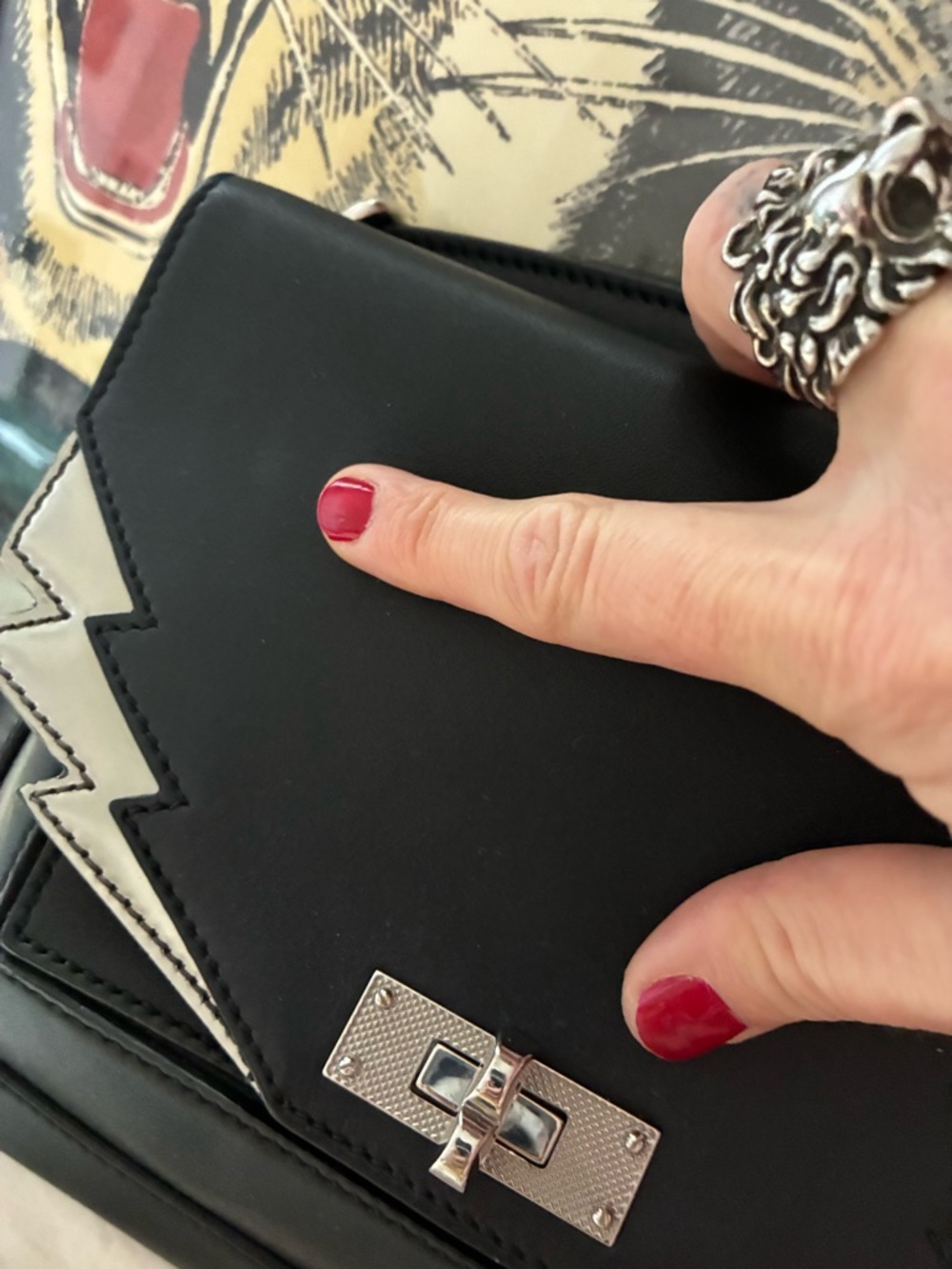 Bally Suzy Lightning Bolt Crossbody Chain Bag! - Picture 2 of 15
